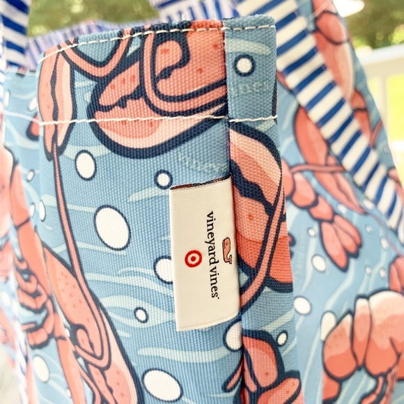 Vineyard Vines for Target Beach Tote - Picture 6 of 7